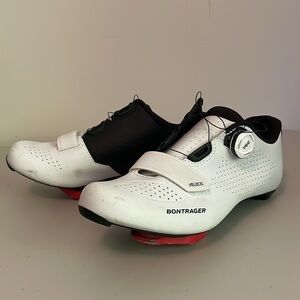 Bontrager Velocis road cycling shoes women’s 8.5 w cleats clips READ